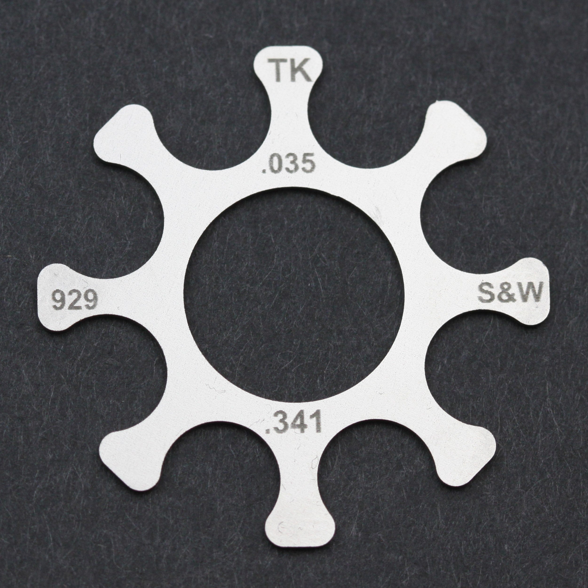 Smith & Wesson 327 WR 9mm Moon clips for Remington Brass