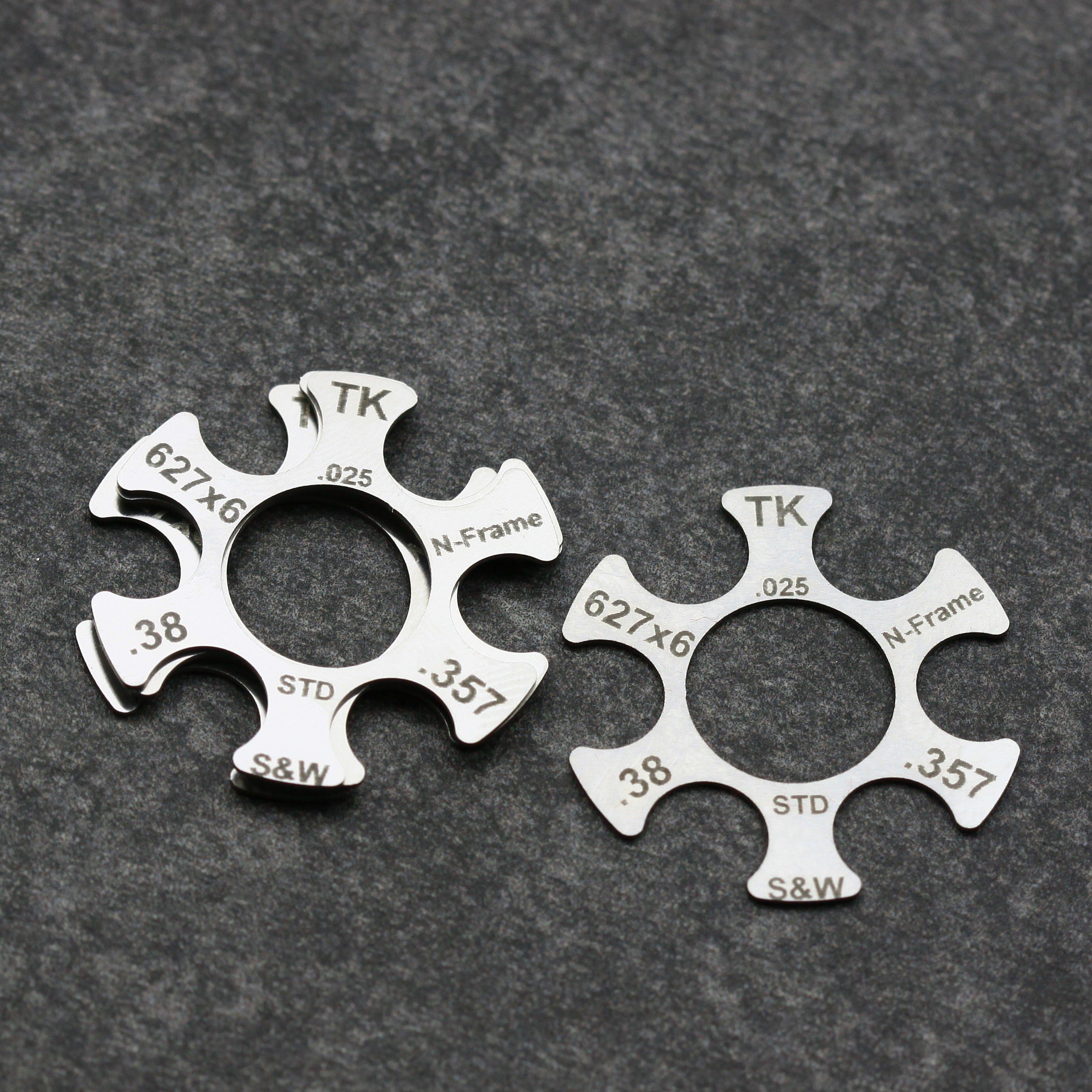 Smith & Wesson 627 6 Shot .38/357 Moon Clips