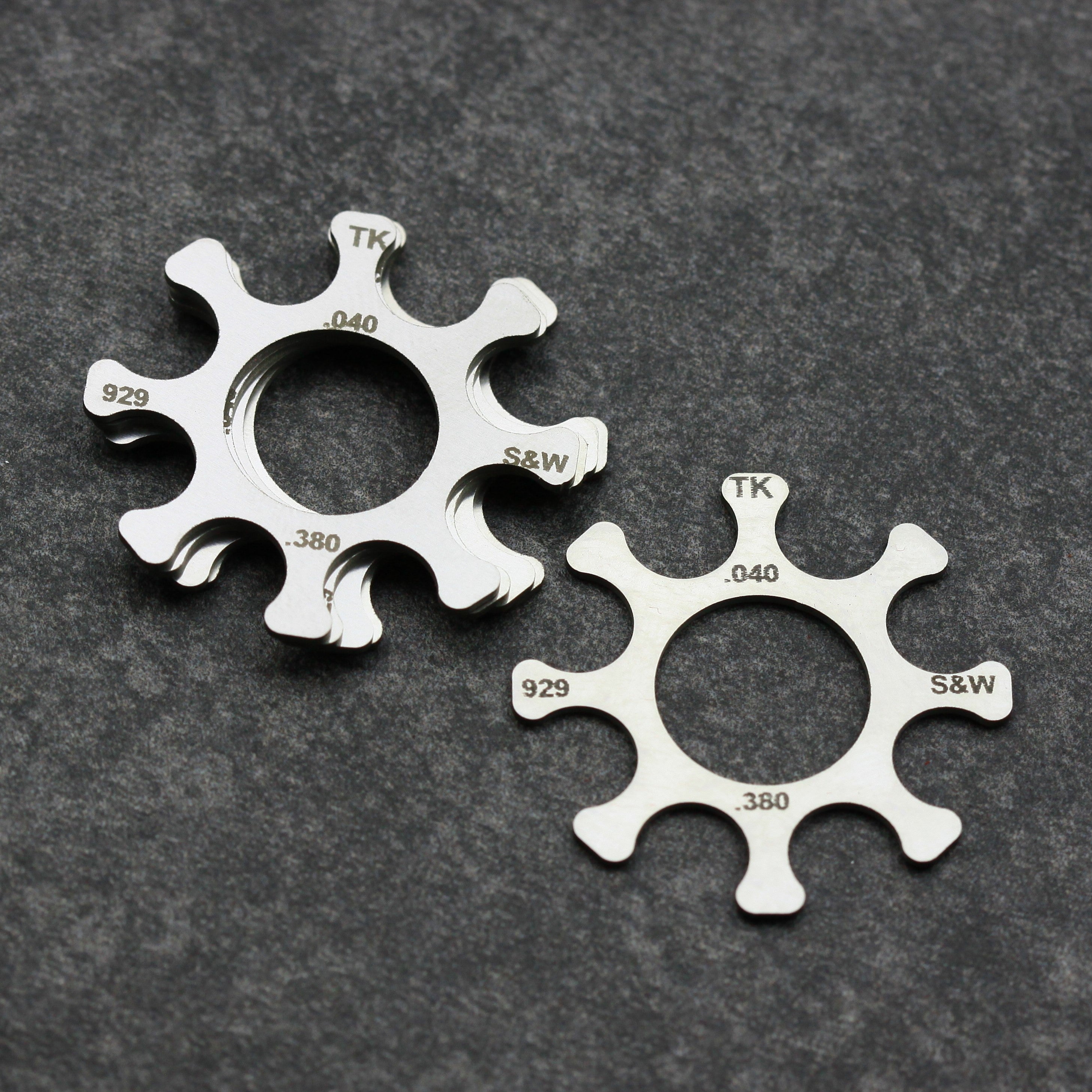 Smith & Wesson 327 WR Moon Clips for .380 caliber