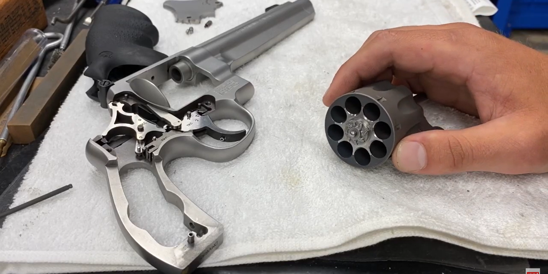 Smith and Wesson 929 Cylinder Chamfering is a MUST!